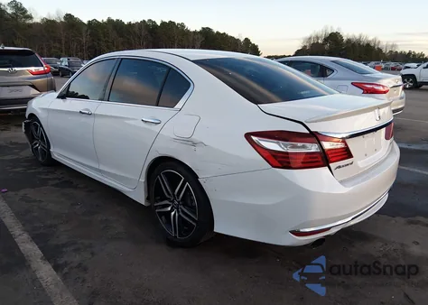 2016 Honda Accord Sport z USA, uszkodzony, nr VIN 1HGCR2F56GA179166